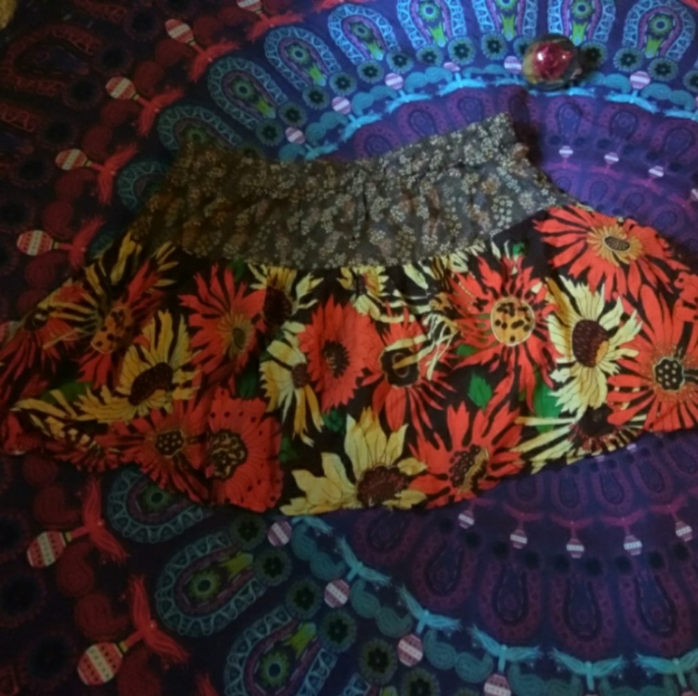 🏵️ Floral Print Rue21 Circle Skirt 🏵️